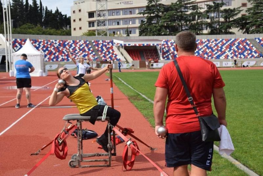 Спортсмены из 11 стран прибыли на паралимпийские игры в Сочи
