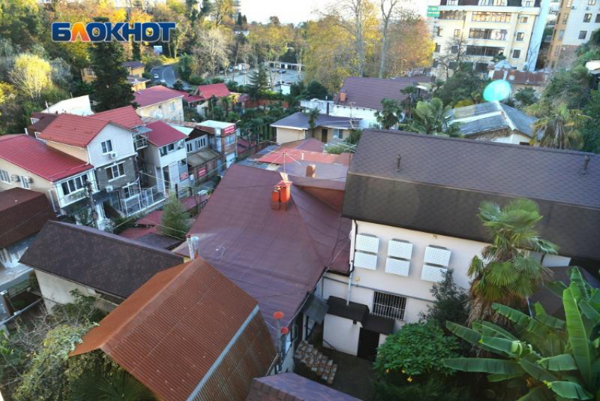 Москвичи потеряли интерес к квартирам в Сочи, переключившись на частные дома