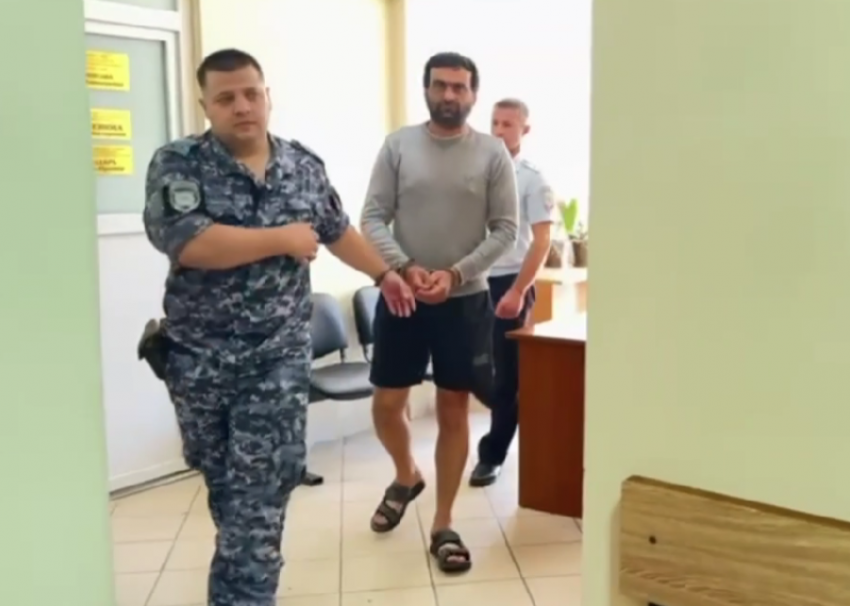 Заключили под стражу водителя джиппинга, по вине которого погибли люди в Сочи