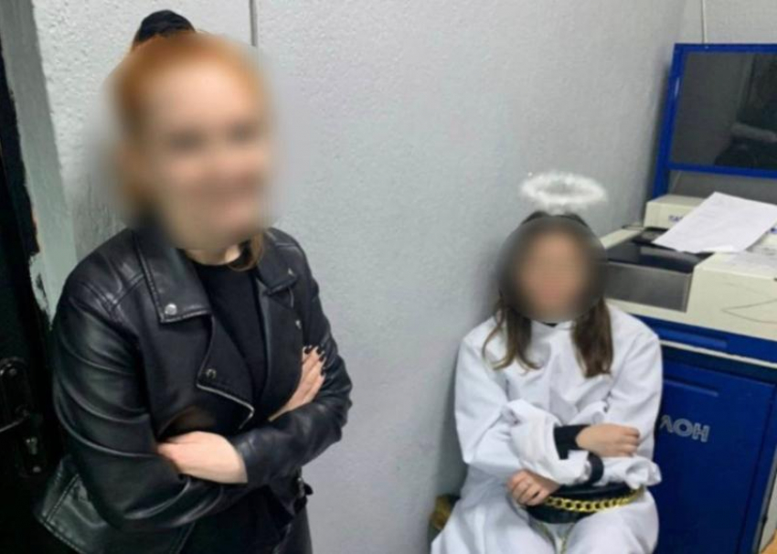 Полиция задержала аниматоров в костюмах ангелов, пристающих к отдыхающим в Сочи