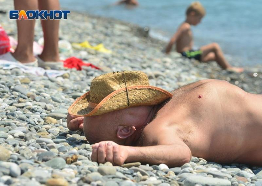 Необычное объявление появилось в Интернете: «Займу место на пляже в Сочи за 1000 рублей»