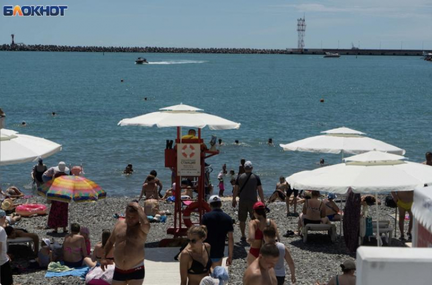 Прокуратура начала проверку после избиения туриста на пляже в Сочи