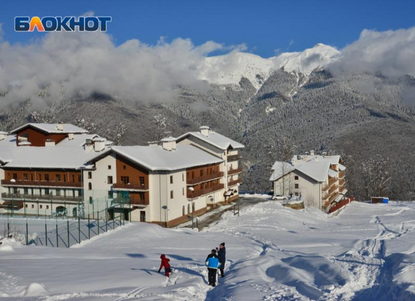 Из-за большого потока отдыхающих горные курорты Сочи ограничили продажу ски-пассов