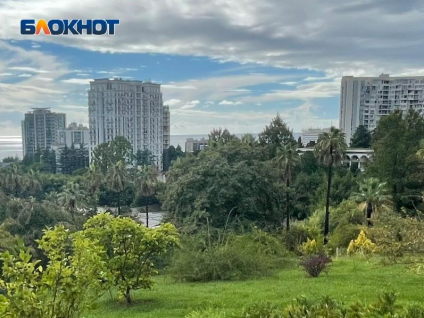 В рейтинге городов, со строящимся жильем, у Краснодара  1 место, у Сочи – 70 