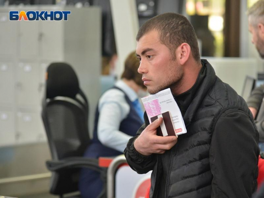 Самолёт маршрута Челябинск – Сочи задержали на 12 часов