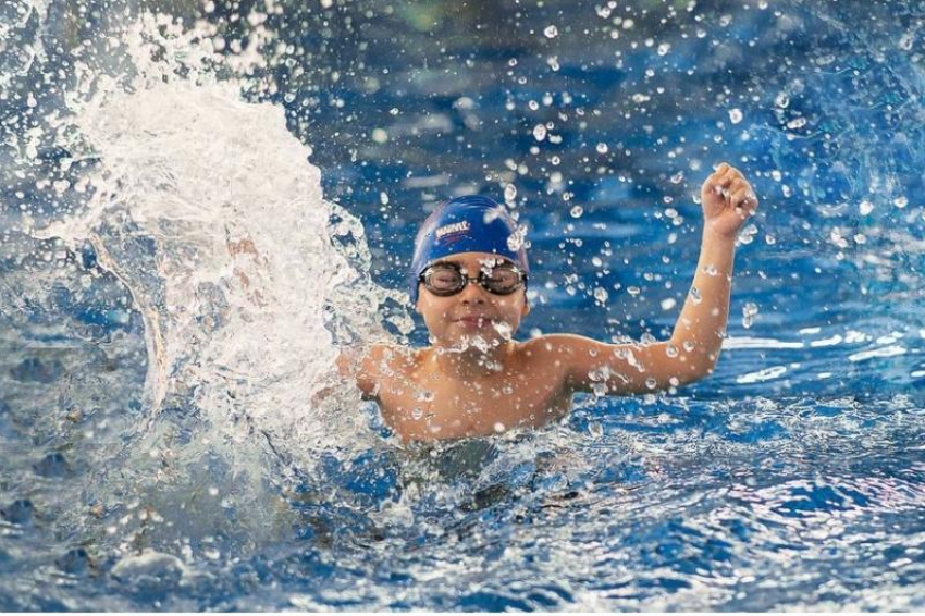 6-летний сочинец стал двукратным рекордсменом России по плаванию