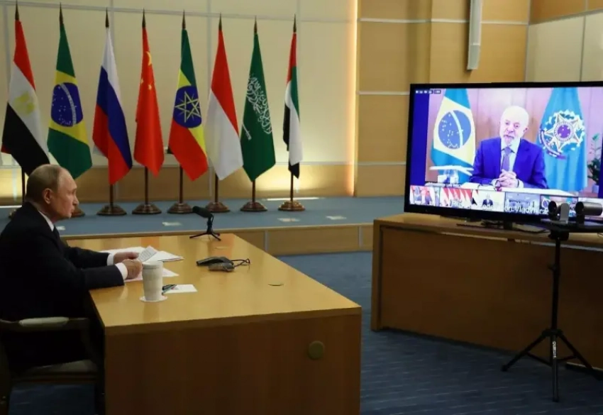 Владимир Путин принял участие во внеочередном саммите БРИКС из Сочи