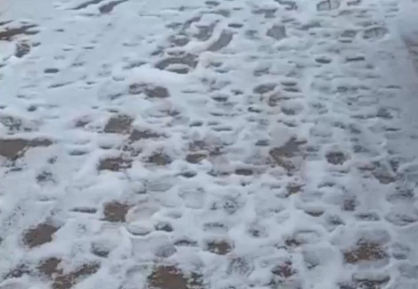 Туристы сообщили о первом снеге в горах Сочи
