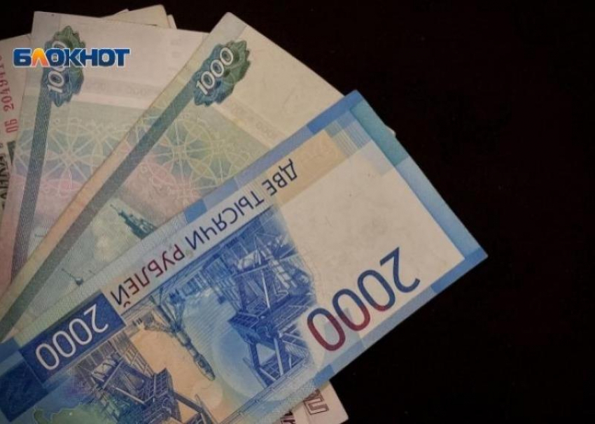 Приезжий официант ресторана в Сочи украл из кассы почти 300 тысяч 