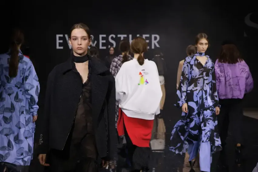 150 килограмм косметики использовали на Неделе моды в Сочи