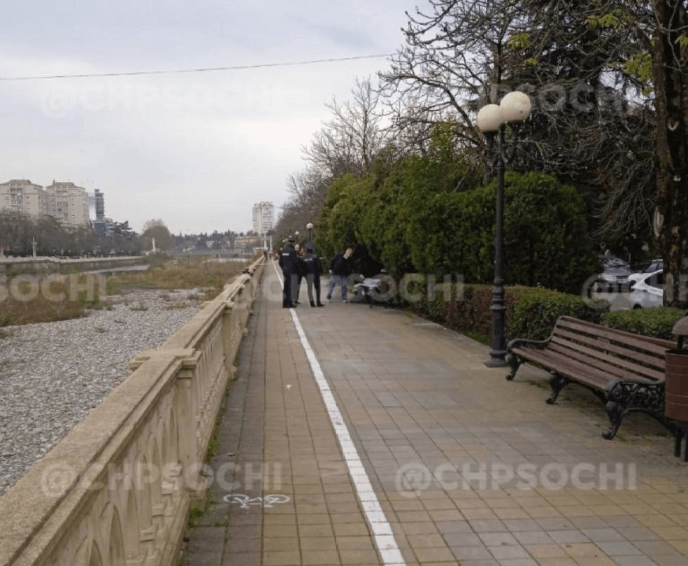 В Центральном районе города на улице Чайковского были найдены тела мертвых мужчин.png